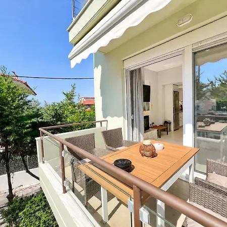 Coastal Escape - Modern 2br Maisonette By μρs Semesterbostad *