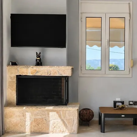 Ferienhaus Coastal Escape - Modern 2br Maisonette By μρs Kato Almiri